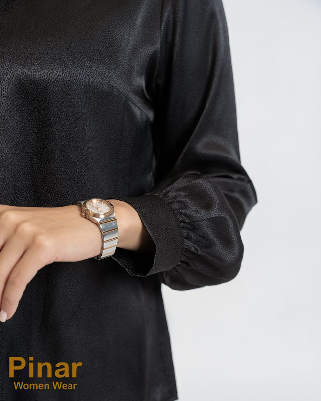 شومیز ساتن مناسب زیر کت