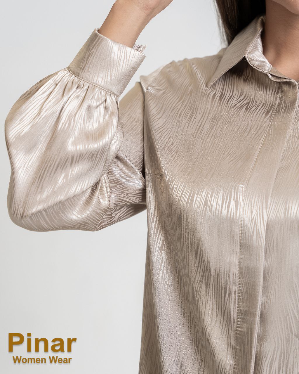 شومیز ساتن بژ طرحدار