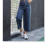 شلوار واید چیست؟ + 8 ایده استایل با شلوار واید لگ