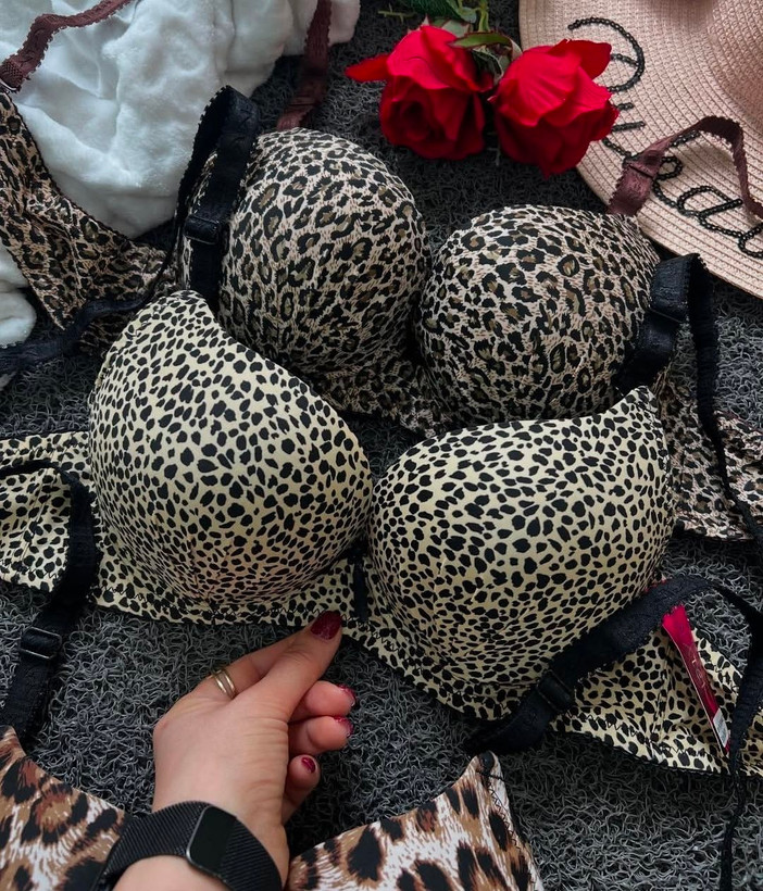 خرید و قیمت سوتین تک اسفنجی پلنگی