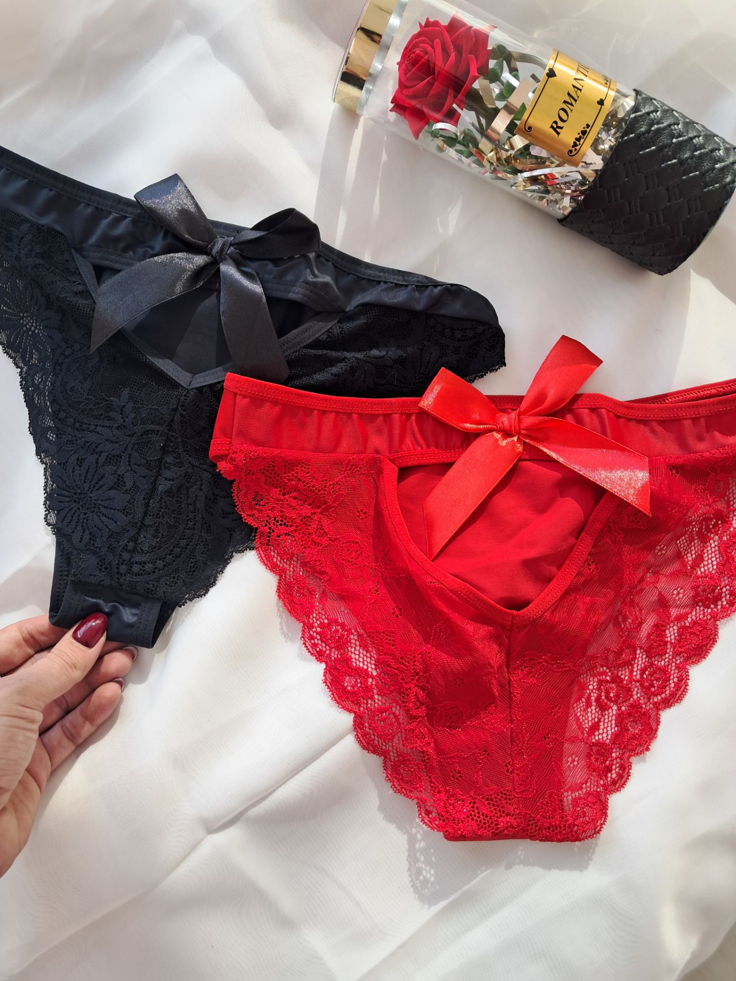 شورت زنانه پشت باز پاپیونی -