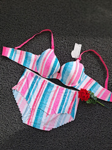 ست شورت و سوتین لیزری