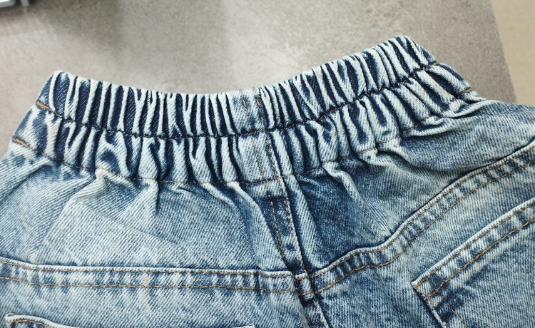 جدیدترین مدل های شلوار جین زنانه 1404