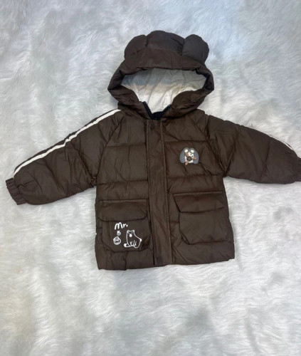 کاپشن ضد اب بچگانه